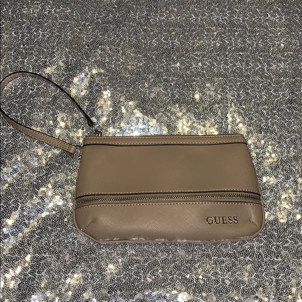 Guess Wristlet